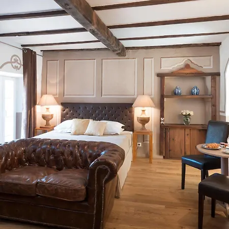 Casa Theodora - De Charme Et Caractere Отель 3*