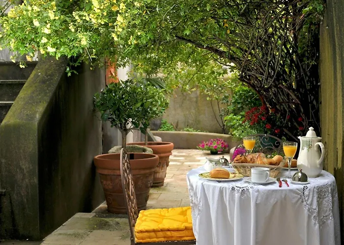 Casa Theodora - De Charme Et Caractere Hotel